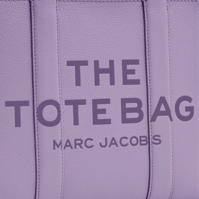 THE LEATHER MEDIUM TOTE BAG